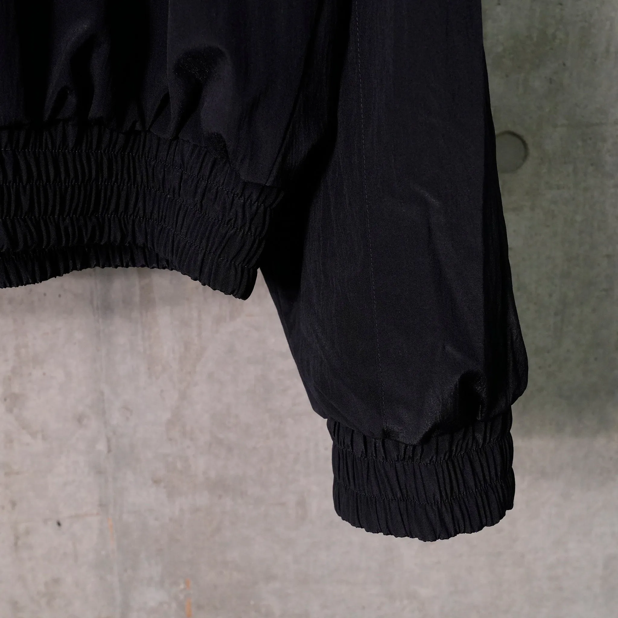 FUNNEL-NECK TRACK JACKET / BARITONE BLUE