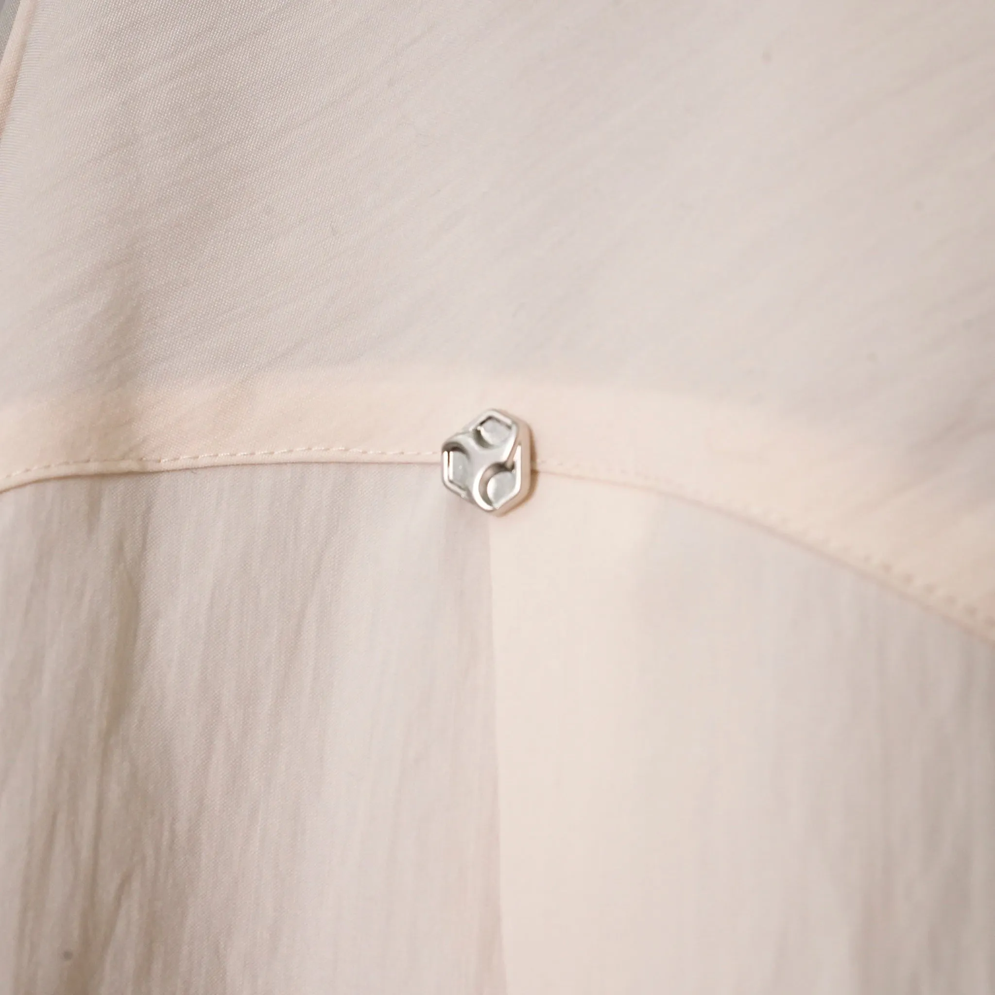 FUNNEL-NECK TRACK JACKET / LIMESTONE SILVER GREY