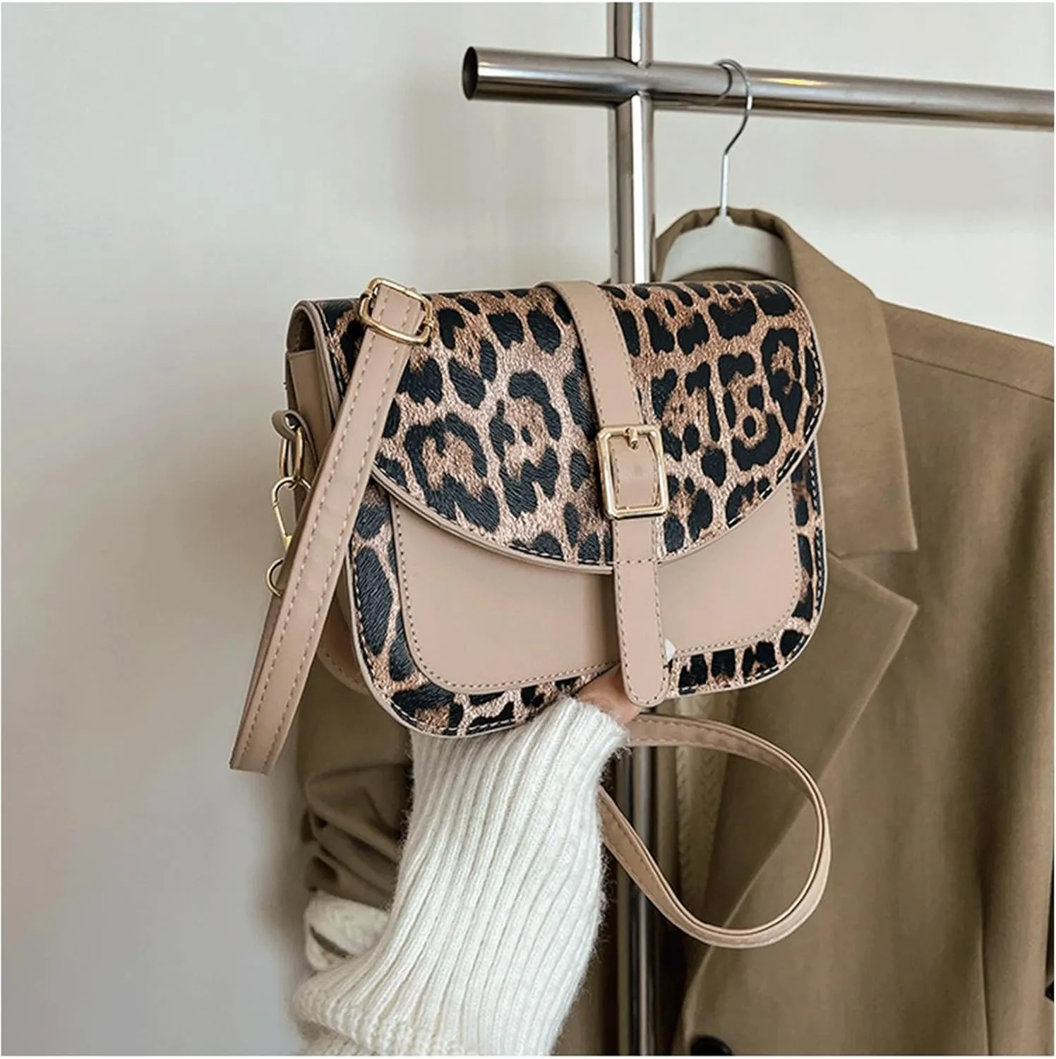 Leopard Purse Cheetah Print Vintage Saddle Bag Curved Flap Urban Crossbody Retro Chic Purse for Girls