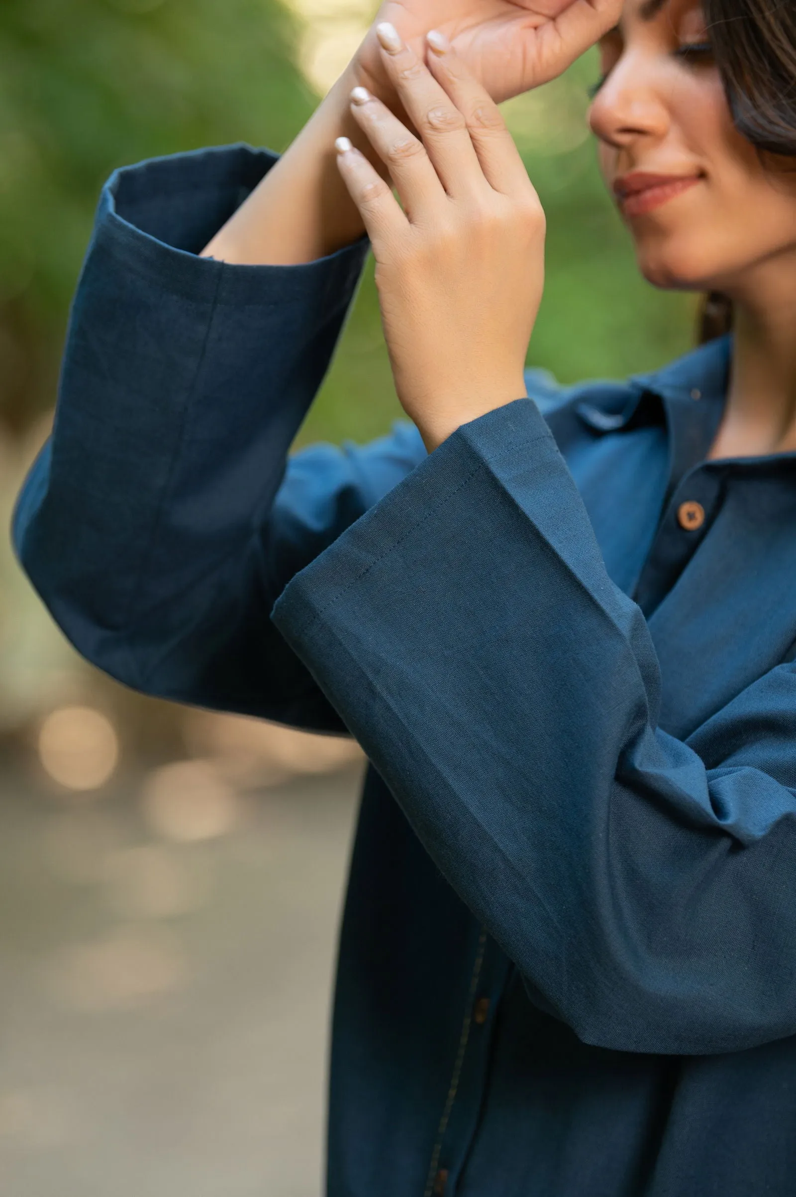 Women Cottonflex Collarneck Loose Fit Shirt Blue